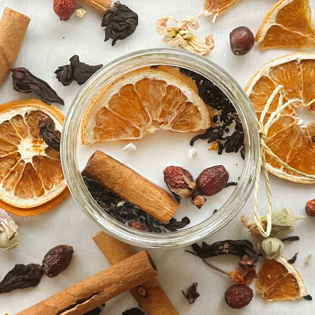 How Hand Poured Spice Scented Candle Brings Luxury and Comfort to Your Living Space